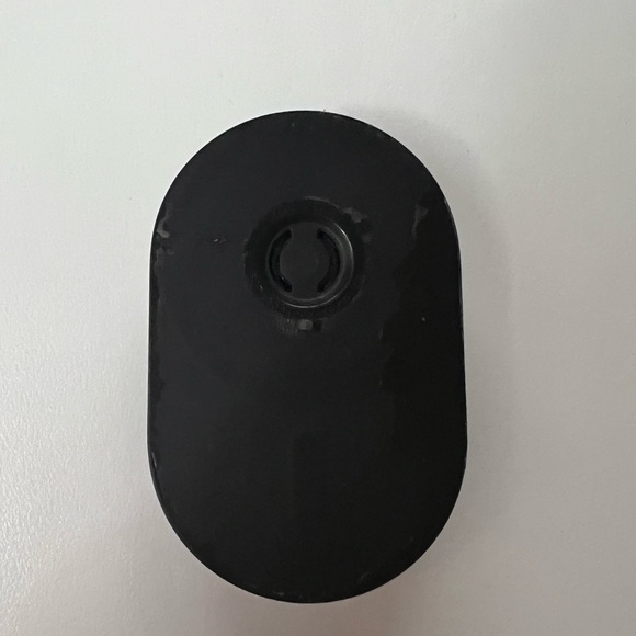 Black MagSafe PopSocket - Picture 2 of 3